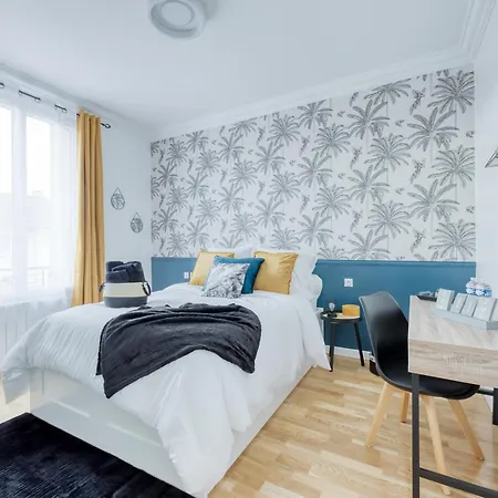Maison 8 Personnes - Parking - Metro 7 Et Rer B A 6 Minutes La Courneuve Exterior photo
