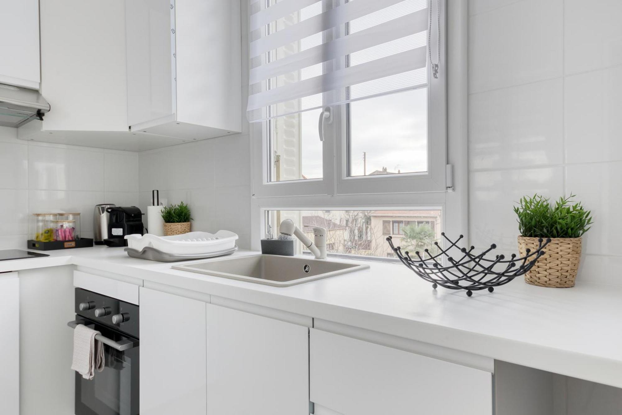 Maison 8 Personnes - Parking - Metro 7 Et Rer B A 6 Minutes * La Courneuve