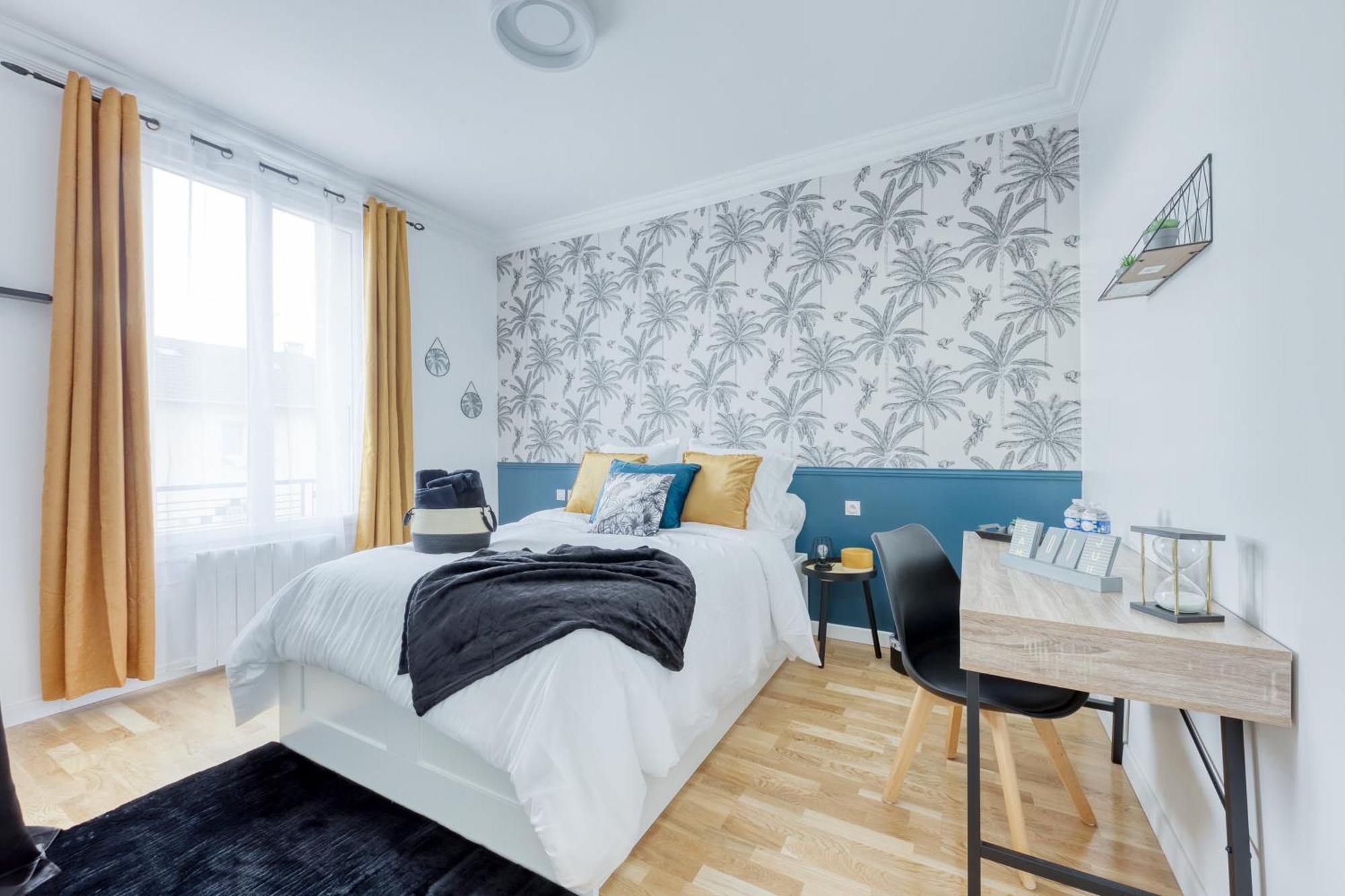 Holiday home Maison 8 Personnes - Parking - Metro 7 Et Rer B A 6 Minutes La Courneuve