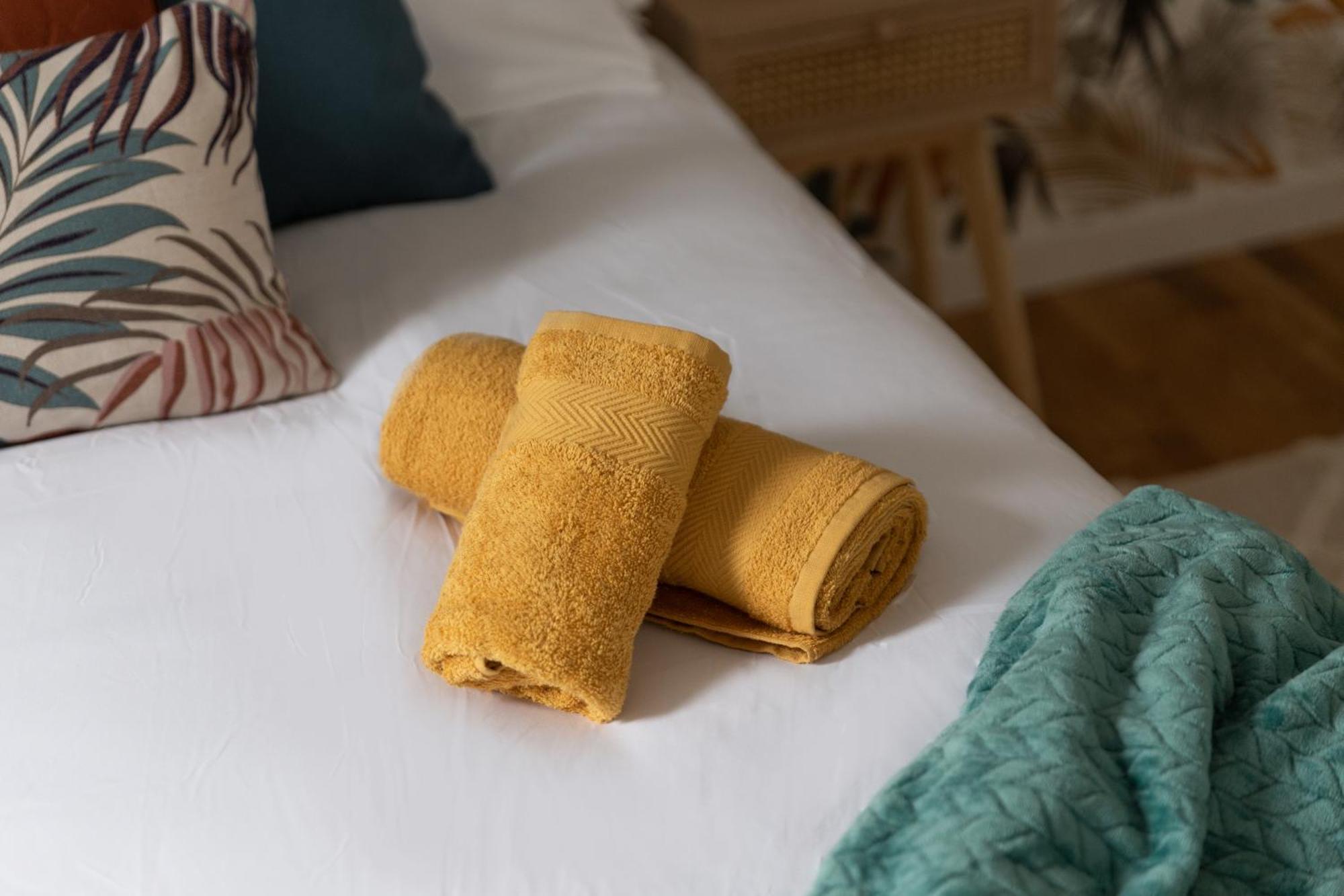 Maison 8 Personnes - Parking - Metro 7 Et Rer B A 6 Minutes * La Courneuve