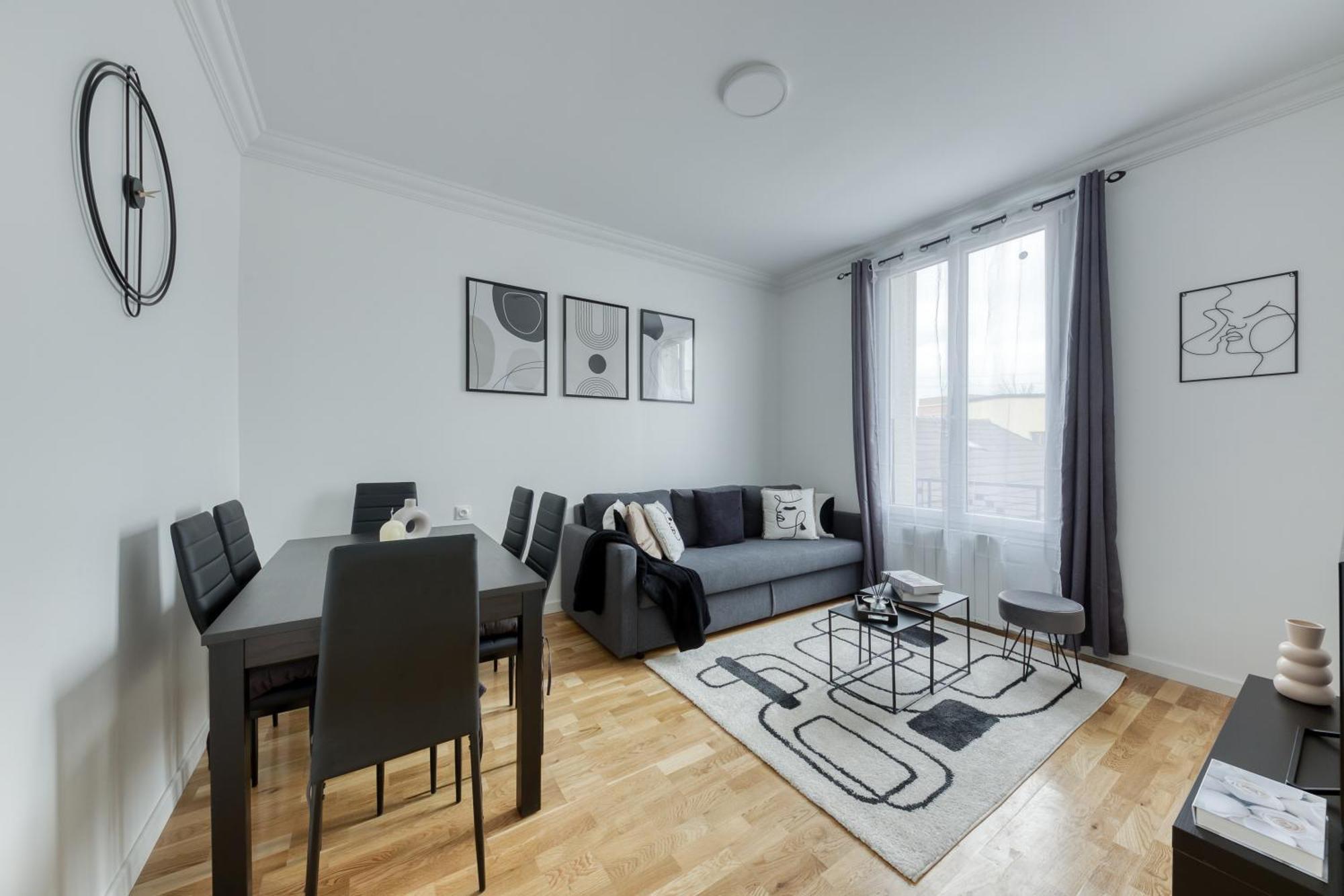 Holiday home Maison 8 Personnes - Parking - Metro 7 Et Rer B A 6 Minutes *