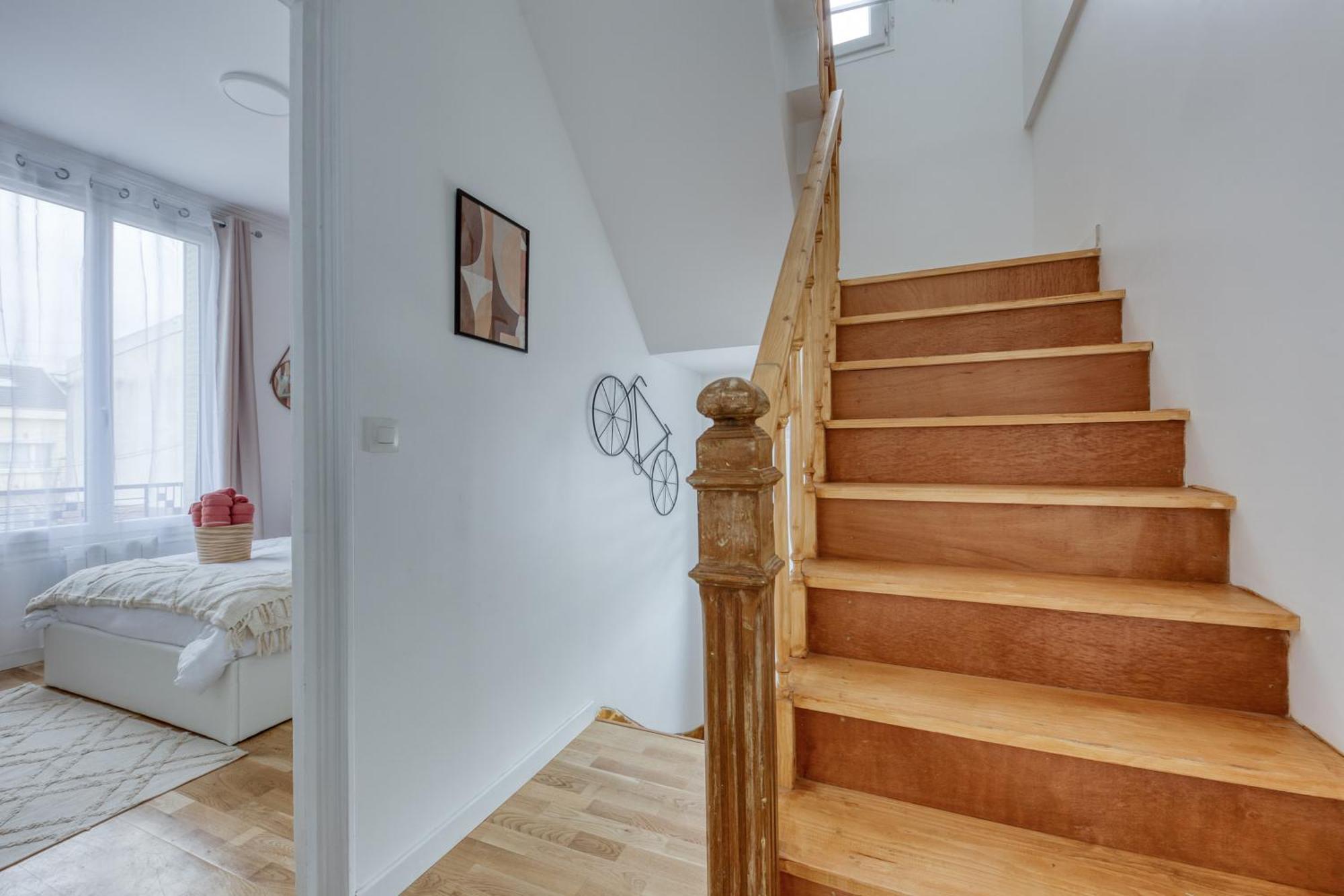 Maison 8 Personnes - Parking - Metro 7 Et Rer B A 6 Minutes * La Courneuve